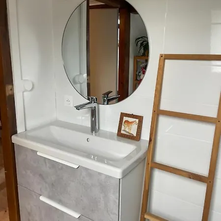 Centre 3 Pieces # 201 Apartman